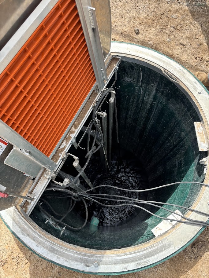 Non-clog basin